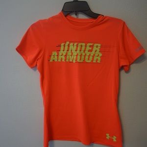 XS Under Armour workout shirt